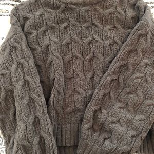 Cropped sweater